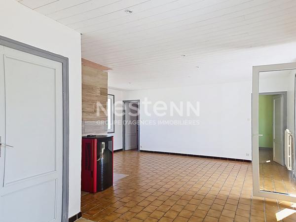 EXCLUSIVITE !  Hameau de RETOURNAC Maison plain pied sur 2000 m2 de terrain plat