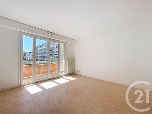 Appartement F3 à vendre  3 pièces - 63,94 m2 VANDOEUVRE LES NANCY - 54
