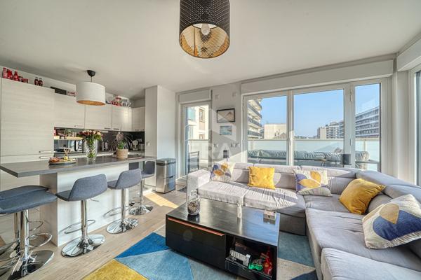 Chaville Centre-ville - Appartement 3 pièces de 64,83 m² avec terrasse de 17,48 m² et parking
