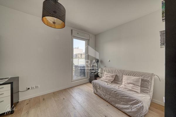 Chaville Centre-ville - Appartement 3 pièces de 64,83 m² avec terrasse de 17,48 m² et parking