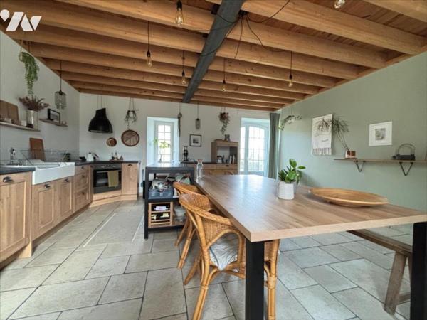 Ancien corps de ferme rénové