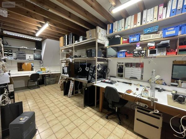 Fonds et/ou murs commerciaux à louer à Cossé-le-Vivien en Mayenne (53230), ref : 53032-L285