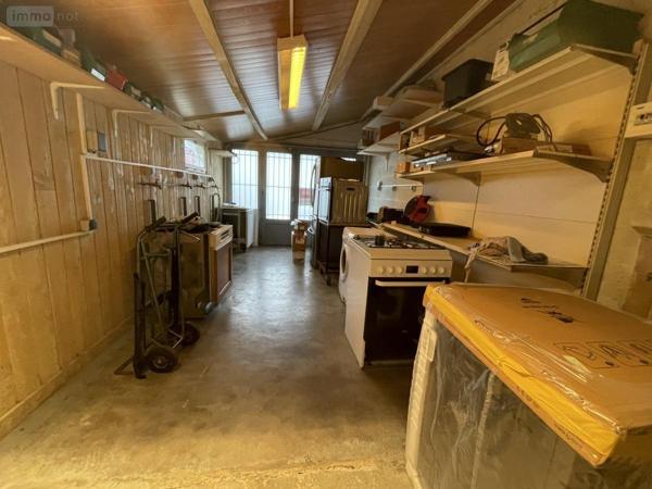 Fonds et/ou murs commerciaux à louer à Cossé-le-Vivien en Mayenne (53230), ref : 53032-L285