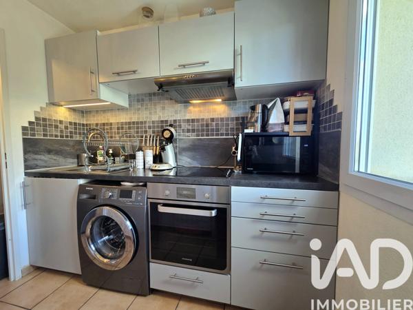 Location appartement 3 pièces 58 m² Nîmes