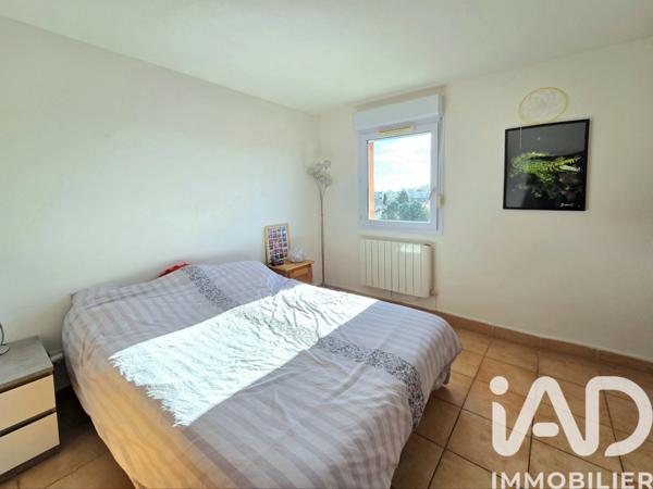 Location appartement 3 pièces 58 m² Nîmes