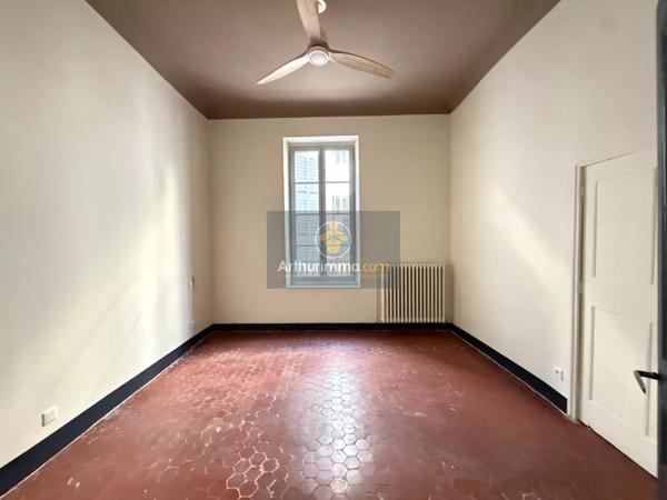 Location Appartement 6 pièces 147 m2 à Apt