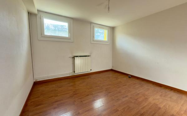 Maison à vendre    6 pièces • 121,80 m2 Saint-Benoît