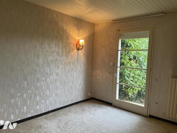 Maison de plain pied VALREAS