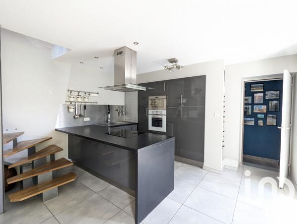 Maison à vendre 5 pièces 98 m² Saint-Jean-de-Muzols