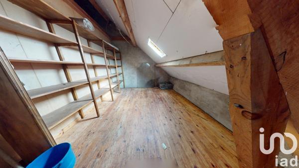 Maison de village 7 pièces de 156 m² à Lopérec (29590)