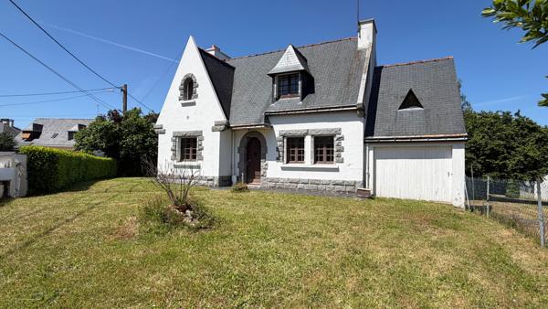 Orvault Bourg – Maison familiale avec 4 chambres et un garage