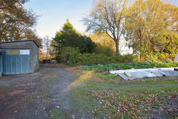 Terrain de 2018 m² sur la commune de Vertou