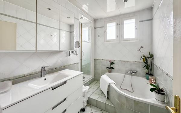 Maison à vendre    4 pièces •  Saint-Jean