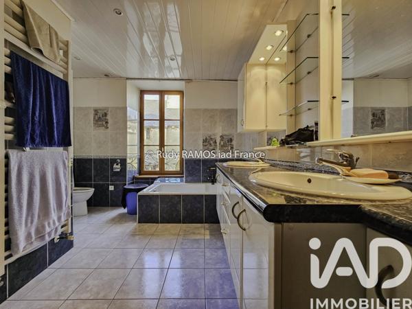Maison à vendre 7 pièces 127,7 m² Sévérac d'Aveyron