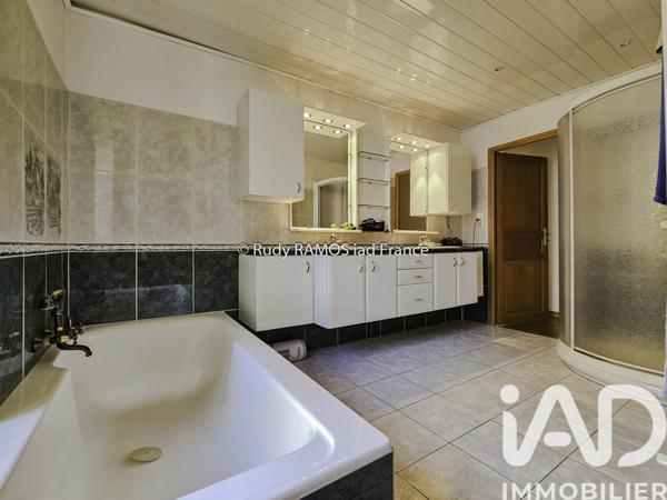 Maison à vendre 7 pièces 127,7 m² Sévérac d'Aveyron