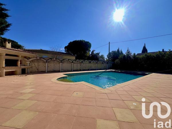 Maison traditionnelle 5 pièces de 178 m² à Rochefort-du-Gard (30650)