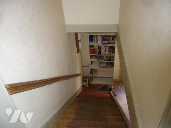 CENTRE VILLE LE DONJON  MAISON DE VILLE