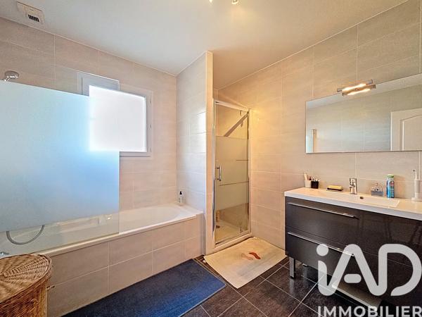 Maison à vendre 6 pièces 132 m² Vulbens
