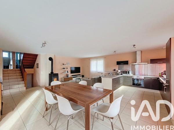 Maison à vendre 6 pièces 132 m² Vulbens