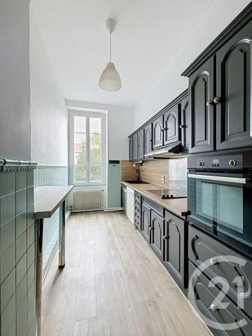 Appartement F4 à vendre  4 pièces - 96 m 2   CLERMONT FERRAND  - 63