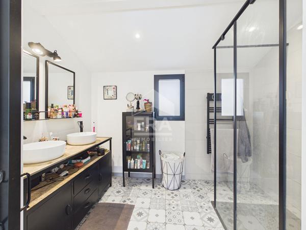 Vente - Maison Contemporaine avec piscine Arcangues - l'épure et la lumière