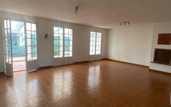 Maison à vendre    3 pièces •  Saint-Martin-de-Ré