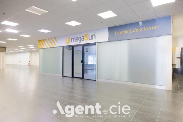 Local commercial à louer, 58 m² - Bayeux 14400