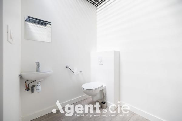 Local commercial à louer, 58 m² - Bayeux 14400