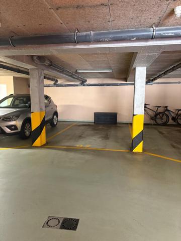 Bel appartement avec Balcon, cave et 2 parkings dont 1 intérieur