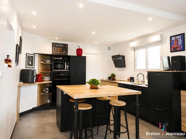Maison Le Genest St Isle