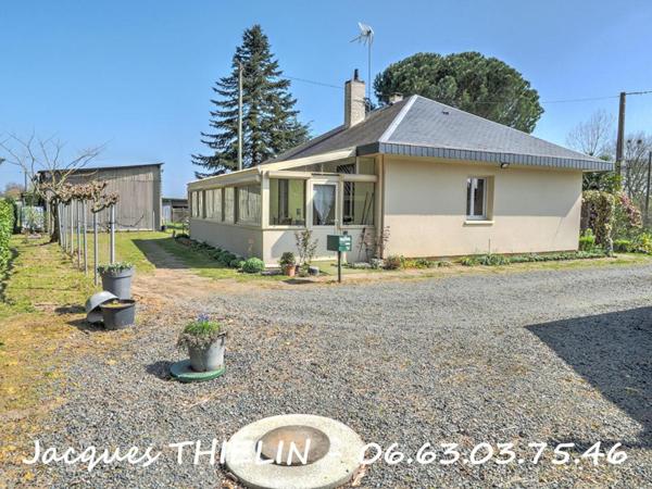 PAVILLON TOTALEMENT RÉNOVÉ SUR 1,4 HA AVEC DÉPENDANCES