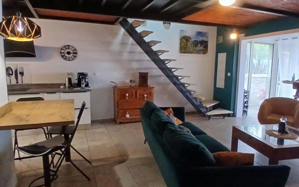 Maison à vendre    7 pièces • 160 m2 Petite-Île