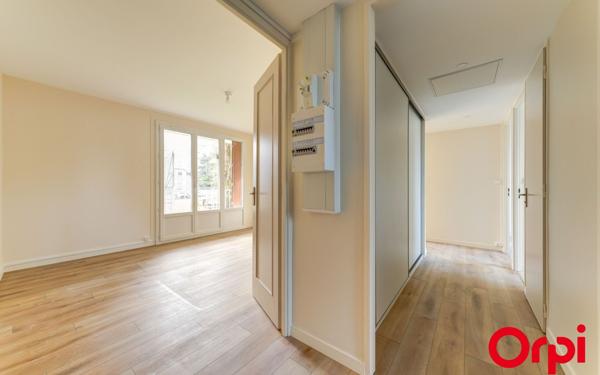 Appartement à vendre    3 pièces • 54 m2 Caluire-et-Cuire