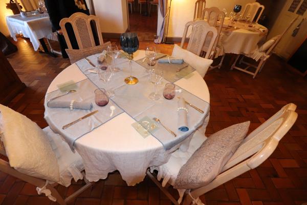SUPERBE HOTEL RESTAURANT LOGIS DE FRANCE A VENDRE LOCALISATION SECTEUR LUSIGNAN (86)