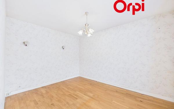 Maison à vendre    4 pièces •  Bernay