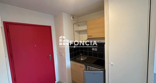 Location Studio 20.1 m² - Grenoble 38100