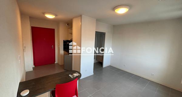 Location Studio 20.1 m² - Grenoble 38100