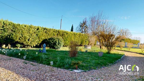 Savonnières (37510) Maison de plain-pied avec jardin