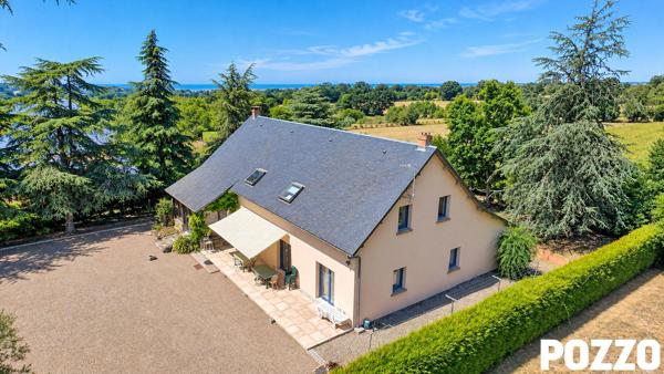 À VENDRE - Maison dans le bourg de Bréhal de 255m² au calme avec parc arboré BREHAL