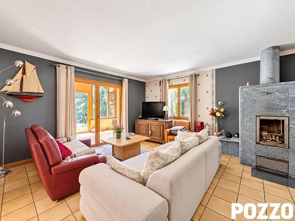 À VENDRE - Maison dans le bourg de Bréhal de 255m² au calme avec parc arboré BREHAL