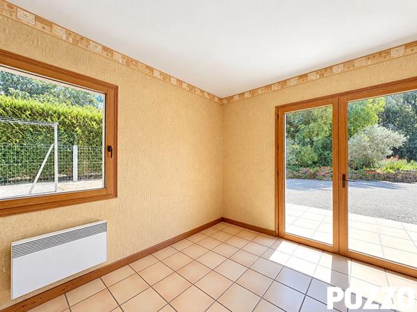 À VENDRE - Maison dans le bourg de Bréhal de 255m² au calme avec parc arboré BREHAL