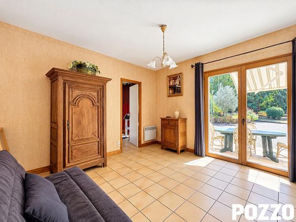 À VENDRE - Maison dans le bourg de Bréhal de 255m² au calme avec parc arboré BREHAL