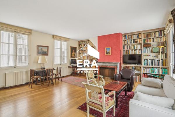A VENDRE ÉLÉGANT 4P ATYPIQUE "COMME UNE MAISON" CENSIER MOUFFETARD Paris 5E