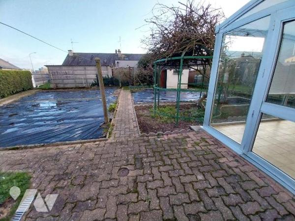 Maison à Vendre à Vitré (35500) en Ille-et-Vilaine (35)

SUD VITRE - Maison de 72 m² située s...