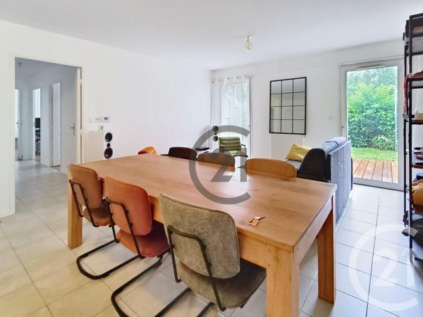 Appartement T5 à vendre  5 pièces - 90 m2 GUERANDE - 44