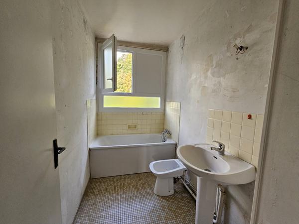 Appartement à ROUEN (76000)