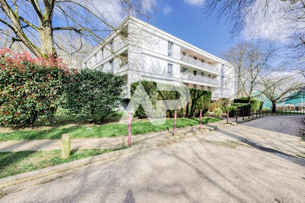 SEVRES RIVE GAUCHE - APPARTEMENT 3 PIECES 324 200 € **  - Référence  672-S