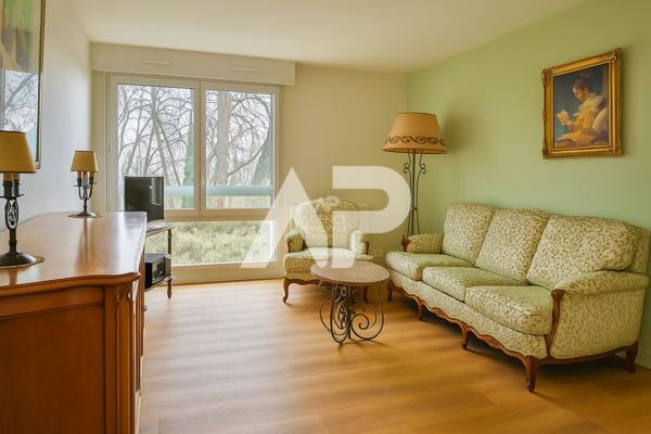 SEVRES RIVE GAUCHE - APPARTEMENT 3 PIECES 324 200 € **  - Référence  672-S