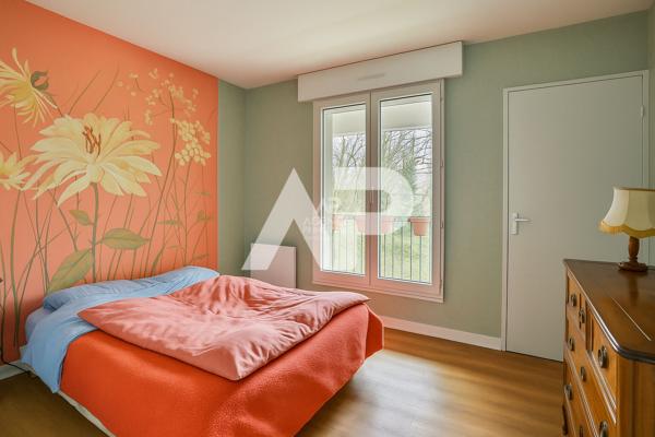 SEVRES RIVE GAUCHE - APPARTEMENT 3 PIECES 324 200 € **  - Référence  672-S