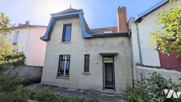 Quartier résidentiel proche Hôpital & Gare Belle VILLA 1930 T6 de 122m² habitables Garage & Jardin 